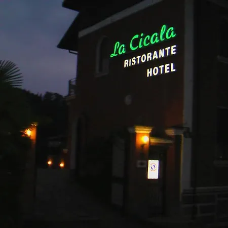 Hotell La Cicala Hotel
